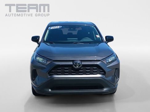 Used 2022 Toyota RAV4 LE FWD image 2