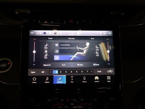 New 2023 Jeep Grand Cherokee Overland w/ Adv Protech Group III image 11