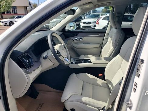 New 2026 Volvo XC90 T8 Ultra w/ Protection Package Premier AWD/4WD image 15