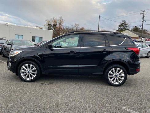 Used 2019 Ford Escape SEL image 2