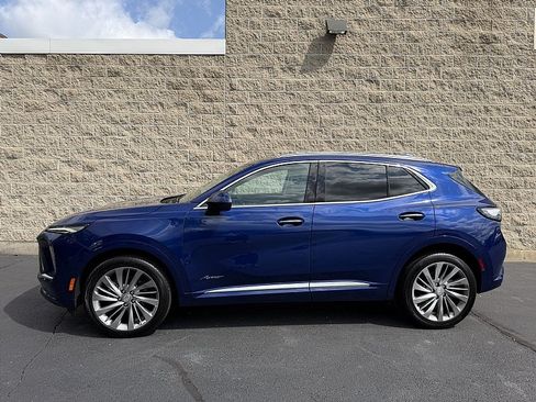 Used 2024 Buick Envision Avenir AWD/4WD image 5