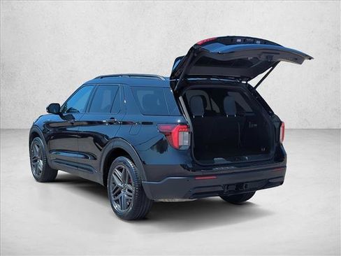 Certified 2025 Ford Explorer ST-Line w/ ST-Line Street Pack AWD/4WD image 9