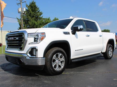 Used 2021 GMC Sierra 1500 SLT w/ SLT Convenience Package AWD/4WD image 14