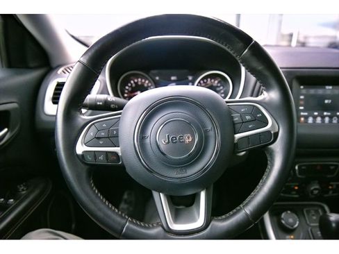 Used 2018 Jeep Compass Latitude w/ Popular Equipment Group image 10