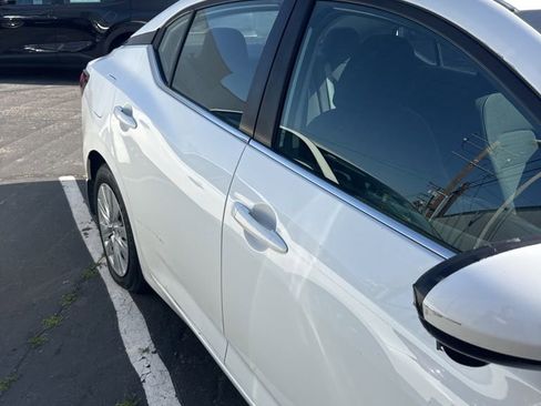 Certified 2022 Nissan Sentra S image 6