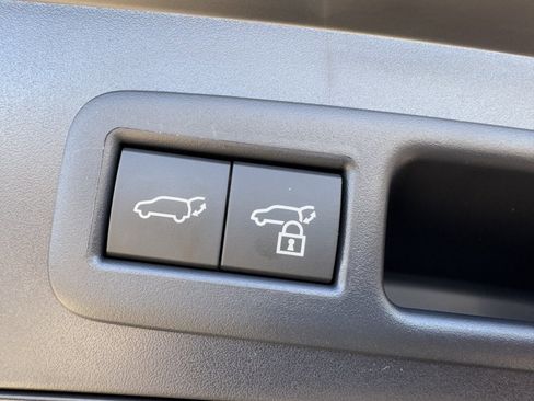 Used 2024 Lexus UX 250h F Sport image 39