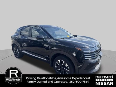 Used 2025 Nissan Kicks SV w/ Charging Package AWD/4WD image 9
