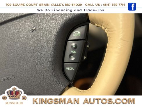 Used 2004 Ford Thunderbird RWD image 15