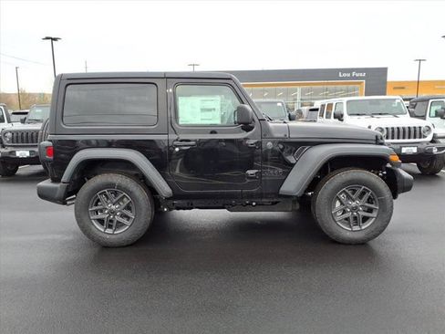 New 2026 Jeep Wrangler Sport AWD/4WD image 19