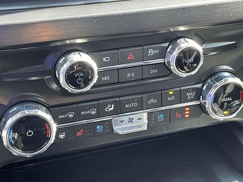 New 2026 Ford F250 Lariat w/ Lariat Ultimate Package image 27