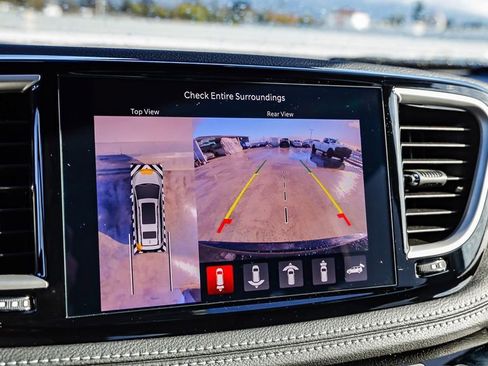 New 2026 Chrysler Pacifica Select image 28