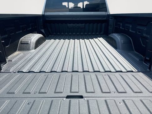 New 2026 GMC Sierra 2500 AT4 w/ AT4 Premium Plus Package AWD/4WD image 27