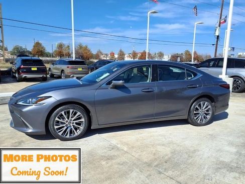 Used 2021 Lexus ES 250 w/ Premium Package image 4