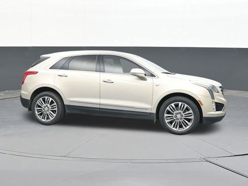 Used 2017 Cadillac XT5 Premium Luxury image 19