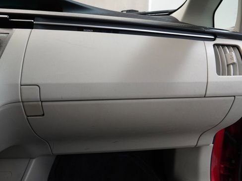 Used 2013 Toyota Prius image 33