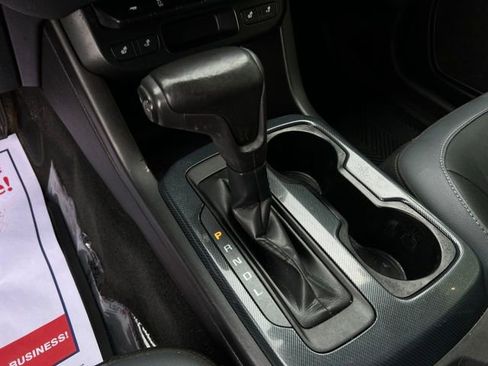 Used 2019 Chevrolet Colorado Z71 image 34