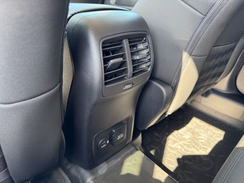 Used 2024 Ford Bronco Sport Badlands image 17