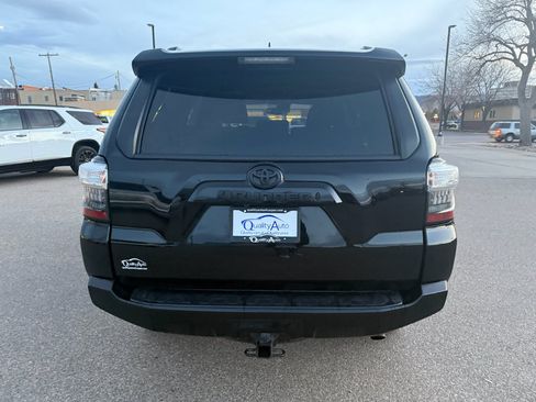 Used 2022 Toyota 4Runner SR5 image 7