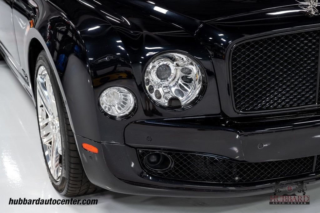 Used 2016 Bentley Mulsanne RWD image 13