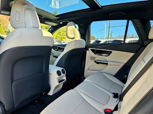 New 2026 Mercedes-Benz GLC 300 4MATIC image 23