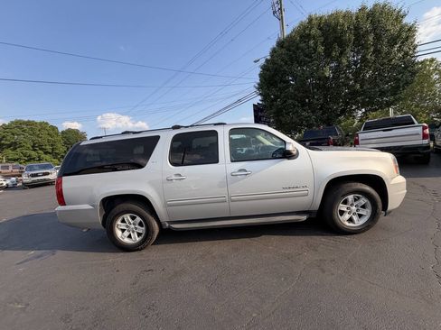 Used 2014 GMC Yukon XL SLT w/ SLT-2 Equipment Package RWD image 4