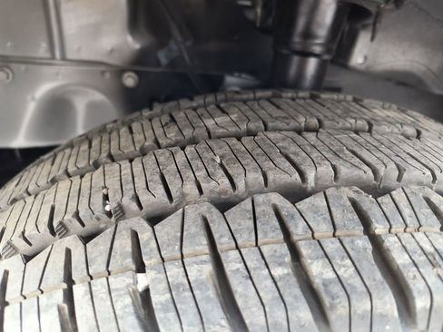 New 2024 Ford Transit 150 148 Medium Roof AWD image 28