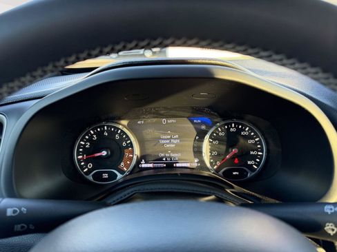 Used 2021 Jeep Renegade Latitude image 12