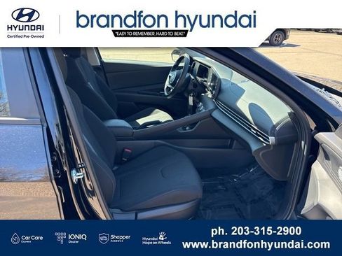 Certified 2026 Hyundai Elantra SE w/ Cargo Package FWD image 27