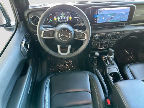 Used 2024 Jeep Wrangler High Altitude image 23