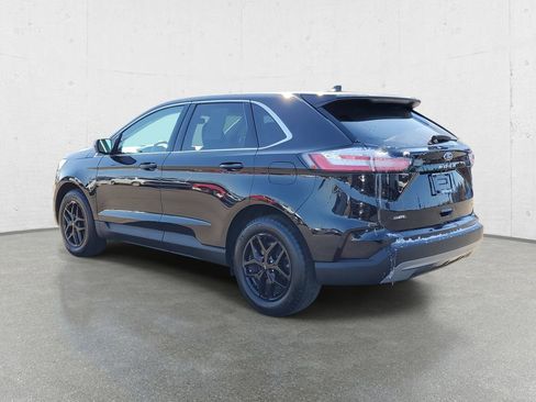 Used 2024 Ford Edge SEL AWD/4WD image 5