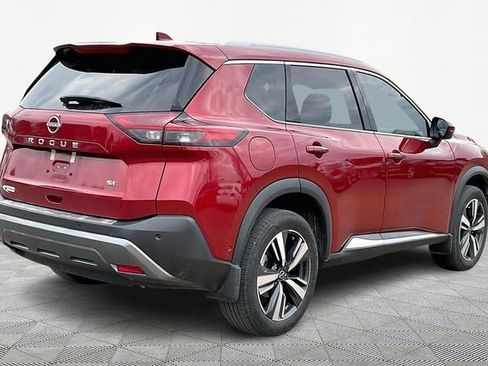 Used 2023 Nissan Rogue SL w/ SL Premium Package image 5