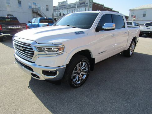 Used 2022 RAM 1500 Limited image 7