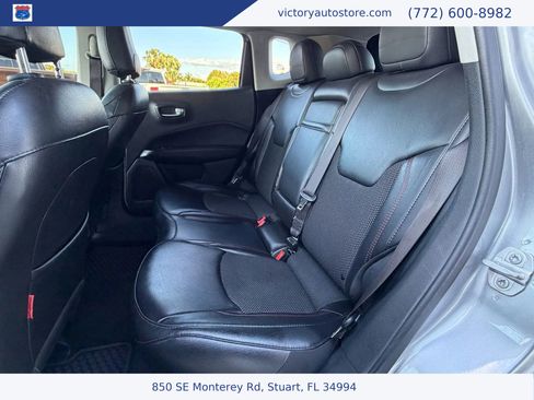 Used 2019 Jeep Compass Trailhawk w/ Cold Weather Group image 24