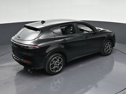 Used 2025 Alfa Romeo Tonale AWD/4WD image 25