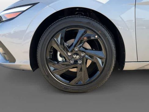 New 2026 Hyundai Elantra SEL Sport Premium image 9