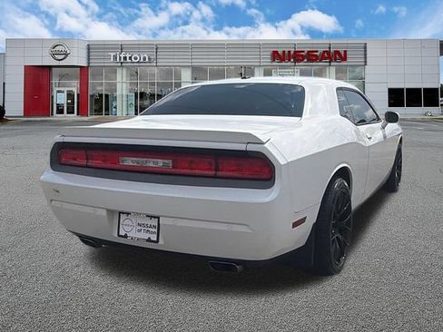 Used 2013 Dodge Challenger SXT Plus RWD image 7