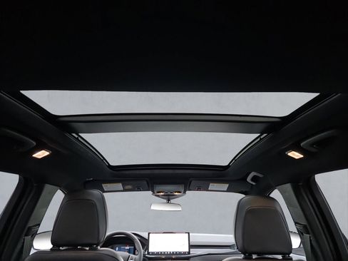 Used 2023 Ford Escape ST-Line w/ Tech Pack #1 image 25