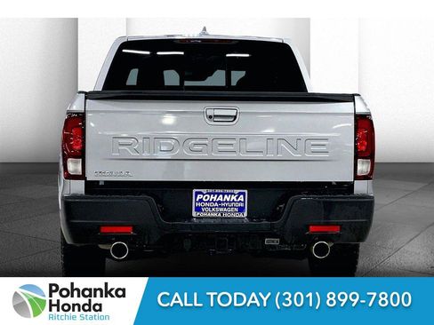 Used 2025 Honda Ridgeline RTL image 3