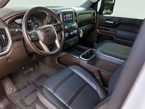 Used 2023 GMC Sierra 2500 Denali w/ Denali Ultimate Package AWD/4WD image 13