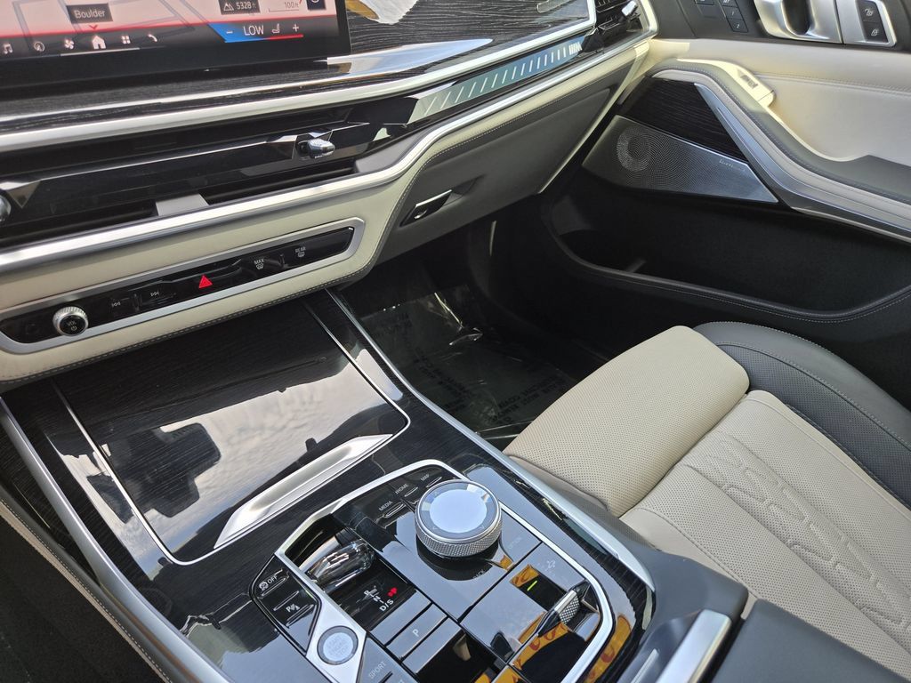 Certified 2024 BMW X7 M60i w/ Executive Package AWD/4WD image 24