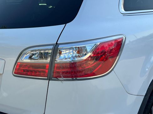 Used 2012 MAZDA CX-9 Grand Touring w/ Moonroof & Bose Audio Pkg FWD image 14