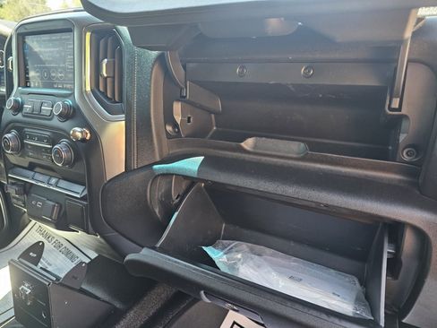 Used 2020 Chevrolet Silverado 2500 LT AWD/4WD image 38
