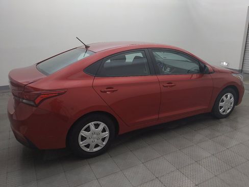 Used 2021 Hyundai Accent SE FWD image 10