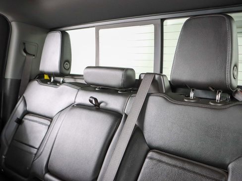 Used 2022 GMC Sierra 3500 Denali image 28