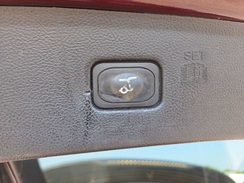 Used 2024 Ford Edge Titanium AWD/4WD image 30