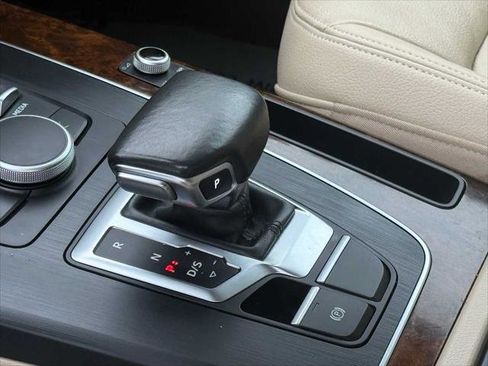 Used 2018 Audi Q5 2.0T Premium Plus image 24