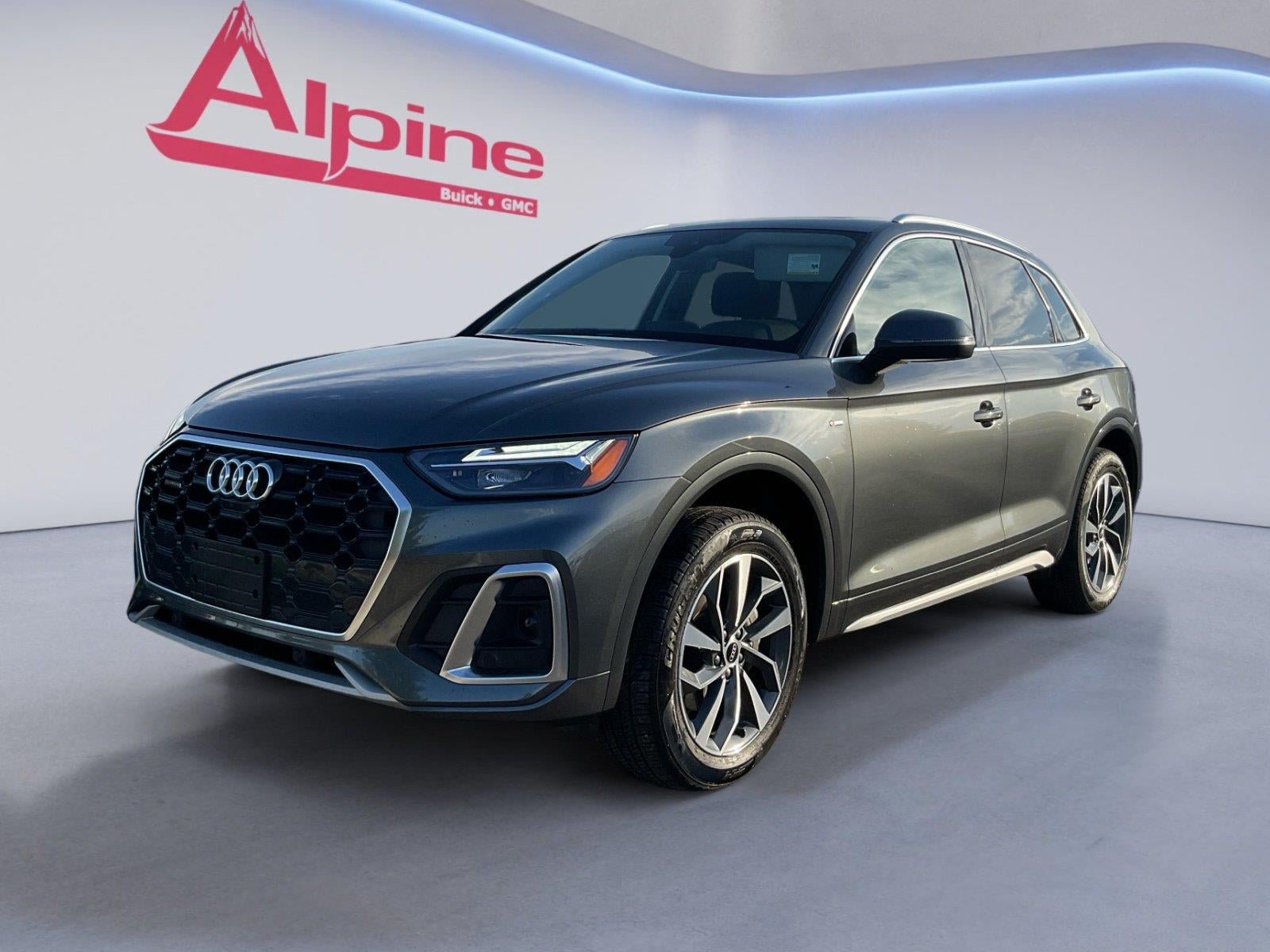 Used 2023 Audi Q5 2.0T Premium Plus w/ Premium Plus Package AWD/4WD image 1