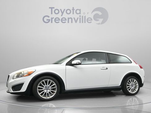 Used 2011 Volvo C30 T5 w/ Climate Pkg image 4