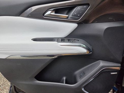 New 2026 Chevrolet Traverse High Country FWD image 25