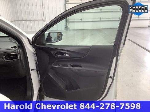 Used 2022 Chevrolet Equinox RS image 10